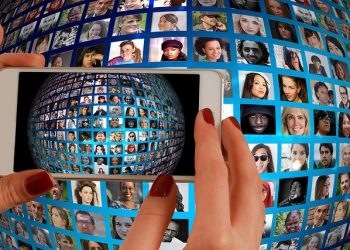 Attenzione alle foto sui social