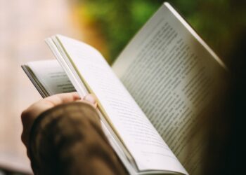 Indagine Cepell-AIE: il lockdown fa diminuire i lettori di libri e cala anche la domanda di acquisto