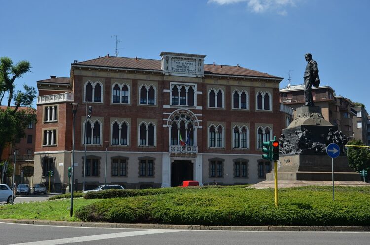 Politiche sociali. Nelle RSA di Milano arriva Eccomi!: un canale di comunicazione sempre aperto verso le famiglie e la comunità