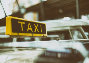 Bonus taxi 2021, da oggi agevolazioni per cittadini in difficoltà o con patologie nel Comune di Milano