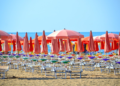 Spiagge, weekend decisivo per la riapertura in sicurezza degli stabilimenti balneari della penisola