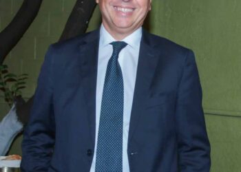 RUBEN RAZZANTE AVVISA I NAVIGANTI: “OPPORTUNITA’ E TRAPPOLE DEL WEB”