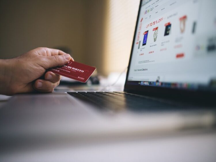 STELLANTIS APRE IN ITALIA IL SUO PRIMO E-COMMERCE