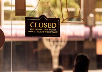 FALLIMENTO DENTIX, I CONSUMATORI OTTENGONO RISARCIMENTI