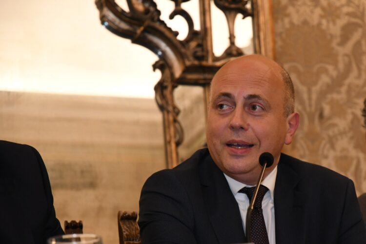 “I GIORNALISTI RISPETTINO I DIRITTI DELLA PERSONA”