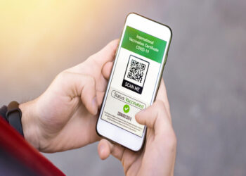 IL GREEN PASS NON VIOLA LA PRIVACY, MA NO A ELENCHI DEI VACCINATI