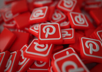 PAYPAL SMENTISCE L’ACQUISIZIONE DI PINTEREST
