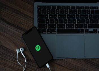 SPOTIFY E LE MISURE PER CONTENERE LA DISINFORMAZIONE SUL COVID-19