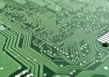 INTEL  INVESTE 80 MILIARDI DI EURO PER LA PRODUZIONE DI CHIP IN EUROPA