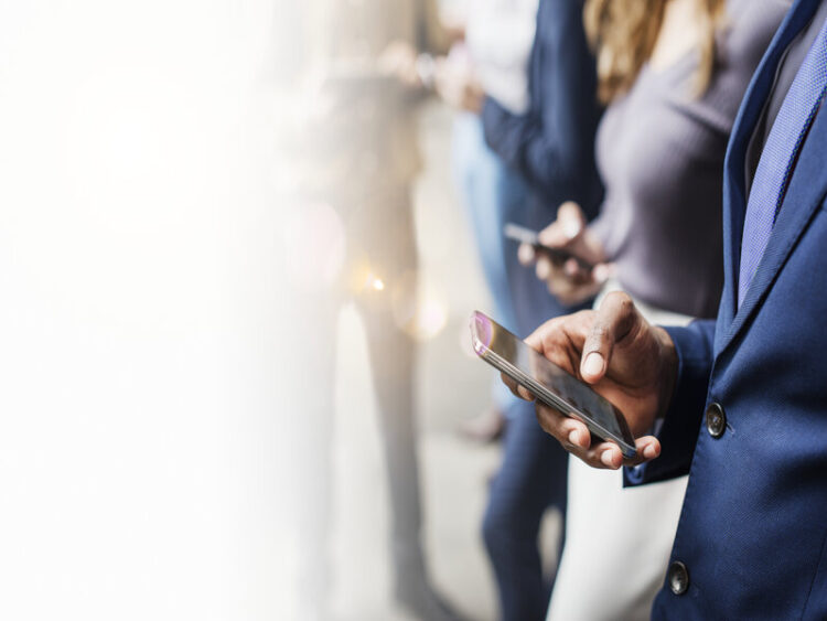 L’INVIO DI SMS PER CHIEDERE IL CONSENSO AL MARKETING VIOLA LA PRIVACY