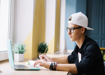 TIM E IDMO LANCIANO UN NUOVO PROGETTO FORMATIVO NELLE SCUOLE CONTRO LE FAKE NEWS