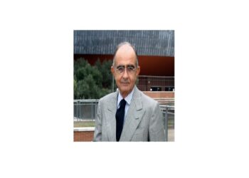 GIANCARLO LEONE, PRESIDENTE APA, COORDINA LA PRESENTAZIONE DEL MANUALE DI RUBEN RAZZANTE