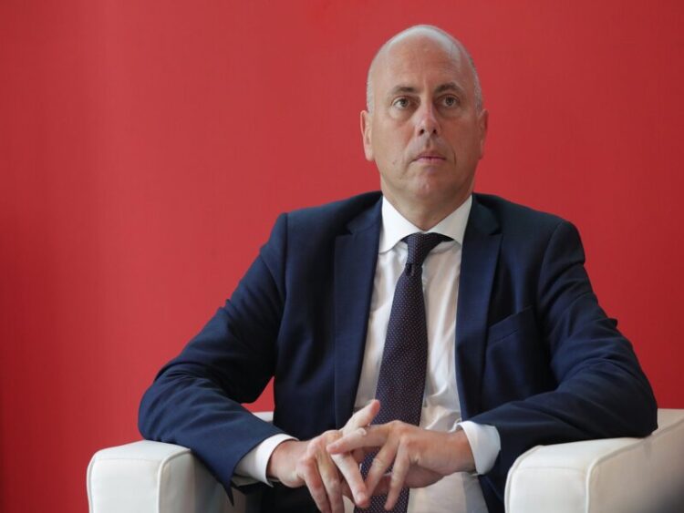 COME TUTELARE I NOSTRI DIRITTI IN RETE: LIBERTA’ E NUOVE REGOLE