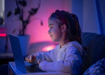 LA TUTELA DELLA PRIVACY DEI MINORI ONLINE