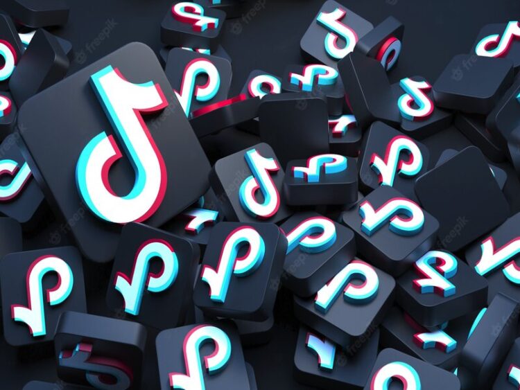 DISINFORMAZIONE, TIKTOK NEL MIRINO DI NEWSGUARD