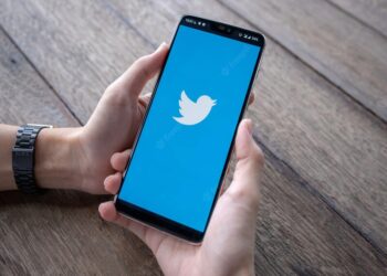 LA NUOVA FUNZIONE DI TWITTER PER ACCEDERE A CONTENUTI SENSIBILI