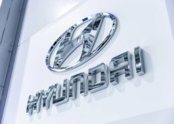 HOTEL HYUNDAI: L’ALBERGO ALIMENTATO DA UN’AUTO ELETTRICA