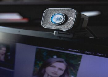 I FURTI DIGITALI VIA WEBCAM