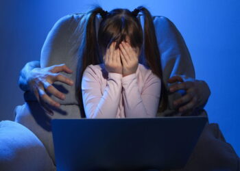 PEDOPORNOGRAFIA, LA POLIZIA POSTALE CONTRO UN REATO IN EVOLUZIONE