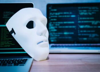 ACCOUNT FAKE SI FINGONO PAGINE UFFICIALI