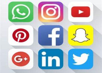 GLI ADOLESCENTI ABBANDONANO FACEBOOK E SI LANCIANO SU TIKTOK E ONLYFANS