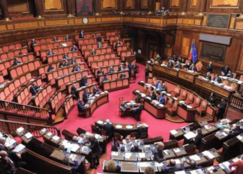 LA TASSA SU INTERNET VIENE BOCCIATA IN COMMISSIONE AL SENATO