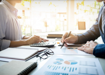 ITALIA ANCORA IN RITARDO NELLA CORSA ALLA TRASFORMAZIONE DIGITALE