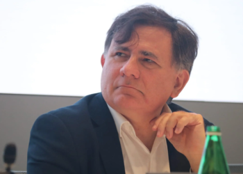 “GLI EDITORI NON SI ILLUDANO DI SOSTITUIRE I GIORNALISTI CON LE MACCHINE”