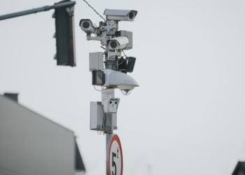 PRIVACY E AUTOVELOX: LE NUOVE DIRETTIVE E LE IMPLICAZIONI PER LA PROTEZIONE DEI DATI PERSONALI