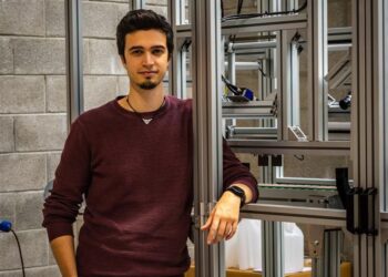 “IL MONDO DI OPPORTUNITÀ CHE L’AI OFFRE È VASTO E VA BEN OLTRE CHATGPT”