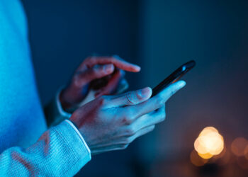 TRUECALLER CONSENTIRÀ AGLI UTENTI DI CREARE UNA VERSIONE AI DELLA PROPRIA VOCE PER RISPONDERE ALLE CHIAMATE