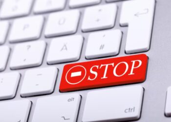 LA CORTE UE CONFERMA LE CONDANNE PER APPLE E GOOGLE