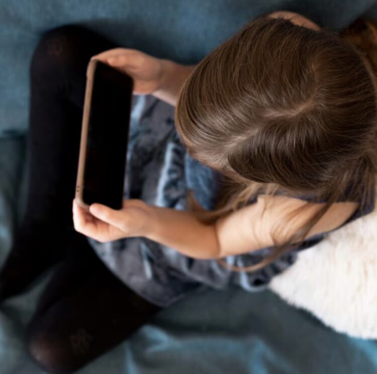 PRIVACY DEI MINORI SUI GIORNALI, ATTENZIONE A NON LEDERE LA LORO DIGNITÀ