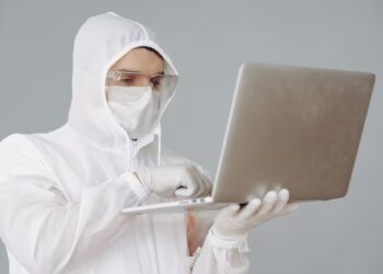 MINACCE CYBER NEL SETTORE SANITARIO: UNO SCENARIO AD ALTO RISCHIO CHE RICHIEDE UNA STRATEGIA NAZIONALE