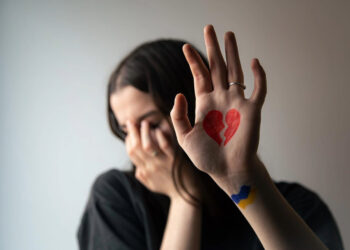 LA VIOLENZA SULLE DONNE È ANCHE SUI SOCIAL NETWORK