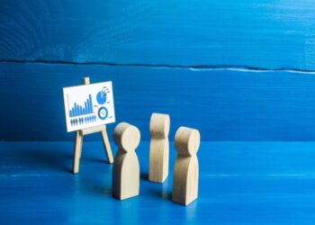 184MILA ANNUNCI PER PROFESSIONISTI ICT: LE AZIENDE FORMANO IN AUTONOMIA