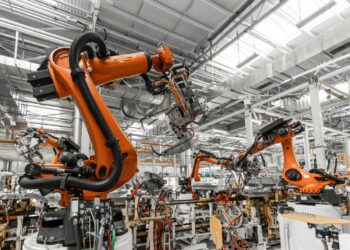 COME CAMBIA L’INDUSTRIA DELL’AUTOMAZIONE CON L’AI E LA CYBERSECURITY