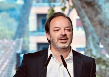 INTELLIGENZA ARTIFICIALE, UNA MINACCIA PER LA PRIVACY