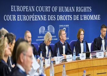 STRASBURGO SI ESPRIME SUI COMMENTI SU FACEBOOK