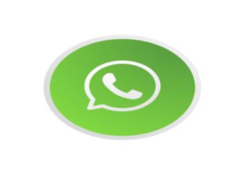 WHATSAPP, È IN ARRIVO UNA NUOVA FUNZIONE: LA RISCRITTURA DEI MESSAGGI GRAZIE ALL’AI