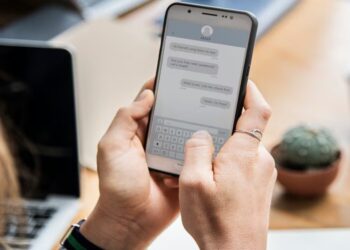 SU WHATSAPP SI PUÒ ORA BLOCCARE LA CONDIVISIONE DELLE FOTO AL DI FUORI DELLA PROPRIA CHAT