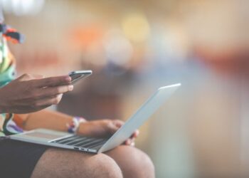 INFORMAZIONE, LA FONTE PRINCIPALE È SEMPRE DI PIÙ INTERNET