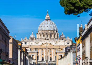 IL VATICANO DIVENTA UN BERSAGLIO DIGITALE: SERVE CYBERSICUREZZA ALL’ALTEZZA