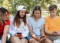SOCIAL VIETATI AGLI UNDER 16: LA STRETTA GLOBALE PARTE DALL’AUSTRALIA