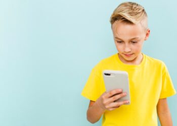 MINORI ONLINE E NUOVI CONFINI DELLA PRIVACY