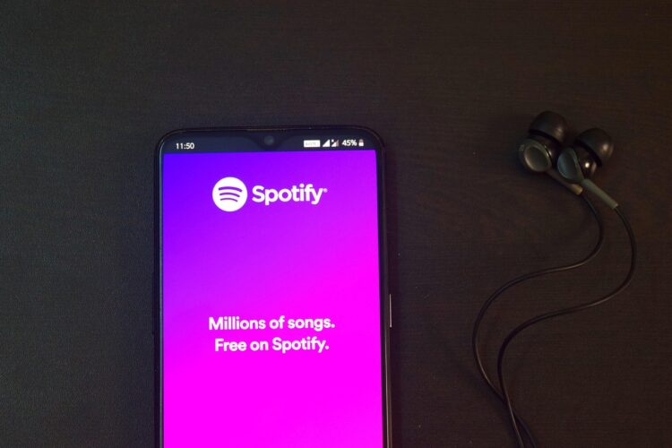 “MESSAGES”, L’ULTIMA NOVITA’ DI SPOTIFY