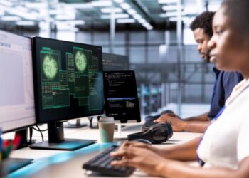 AZIENDA VIOLA LA PRIVACY DI UN DIPENDENTE: AGGIUNGE IL SUO NUMERO PRIVATO AD UN GRUPPO WHATSAPP